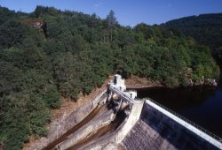 Barrage de Roche Talamie - (c) BETCGB